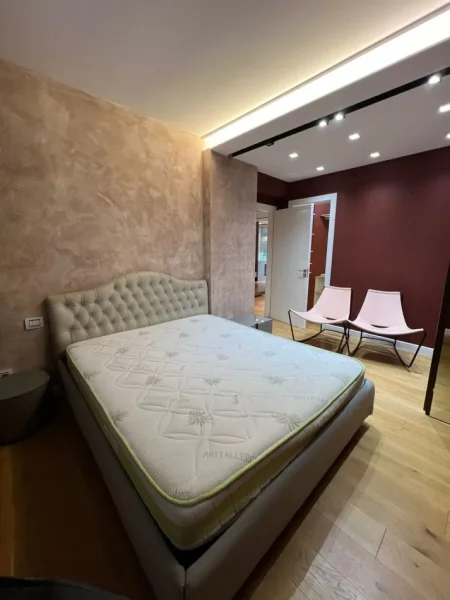 Tirane, jepet me qera apartament duplex 3+1 , 214 m² 2000 € (Kodra e Diellit 1)