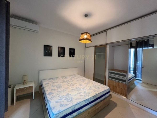 Tirane, jepet me qera apartament 1+1+Ballkon Kati 4, 90 m² 1.100 € (Rruga e Kosovarve)