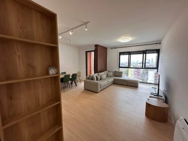 Tirane, jepet me qera apartament 1+1+Ballkon Kati 5, 110 m² 750 € (Demir Zyka)