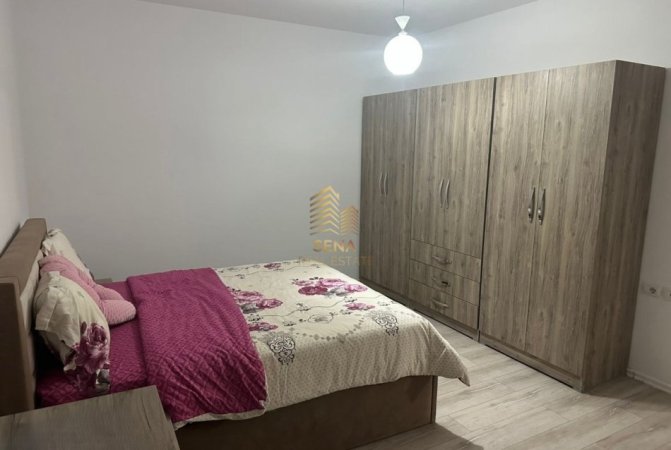 Tirane, jepet me qera apartament 1+1+Ballkon Kati 2, 75 m² 600 € (Rruga Haxhi Hysen Dalliu)