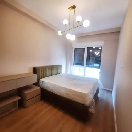 Tirane, shitet apartament 1+1 , 60 m² 145.000 € (kompleksi kontakt)