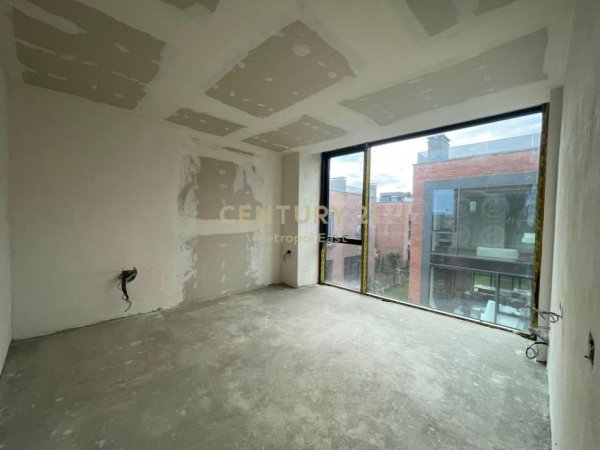 Tirane, shes Vile 3 Katshe Kati 3, 313 m² 550.000 € 