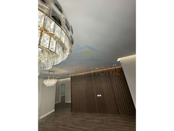 Qera, Apartament 2+1+2, Kopshti Botanik. 550 €