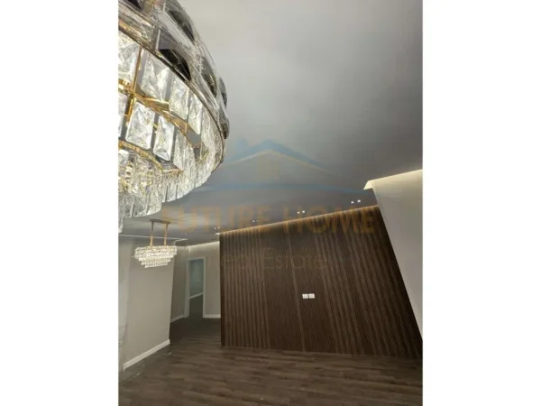 Qera, Apartament 2+1+2, Kopshti Botanik. 550 €