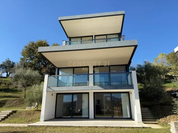 Tirane, shes Vile 3 Katshe Kati 3, 439 m² 850.000 € (BarKea)