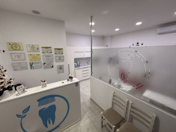 Tirane, shes ambjent biznesi Kati 0, 29 m² 73.500 € (Yzberisht , Nela 6)