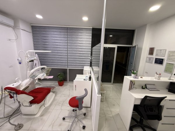 Tirane, shes ambjent biznesi Kati 0, 29 m² 73.500 € (Yzberisht , Nela 6)