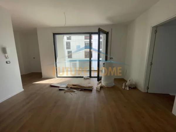 Qera, Apartament 2+1, Casa Italia, Tirane 600 €