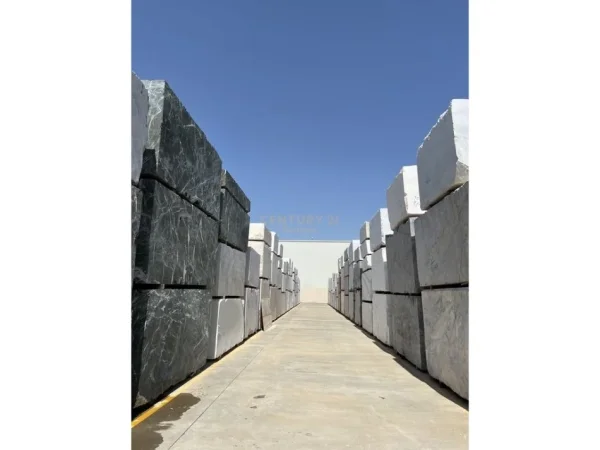 Tirane, shes ambjent biznesi , 2.435 m² 700.000 € (Vaqarr)