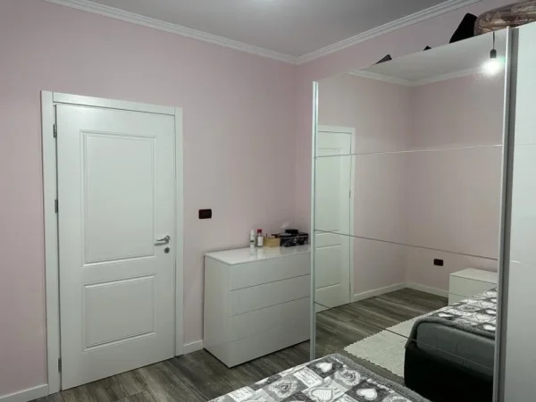 Tirane, shitet apartament 3+1+Aneks+Ballkon Kati 4, 192.000 € (Rruga e dibres)