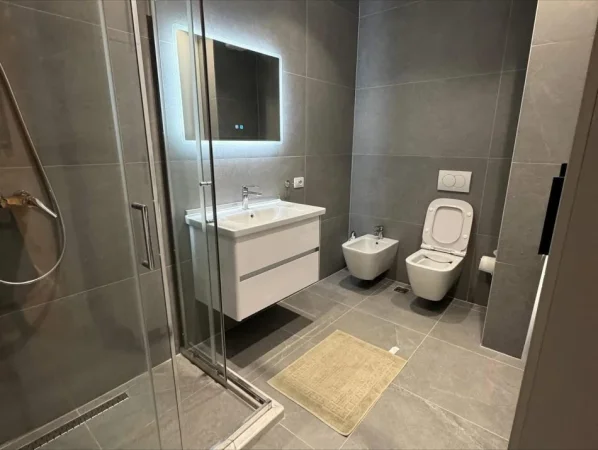 Shqiperi, jepet me qera apartament 2+1 Kati 3, 102 m² 1.000 € (Rruga e Elbasanit)