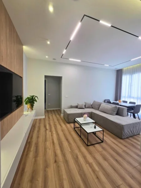 Tirane, jepet me qera apartament 1+1 , 75 m² 1.250 € (Liqeni i Thte)