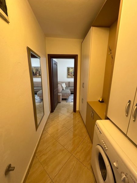 Tirane, jepet me qera apartament 1+1 Kati 2, 60 m² 490 € (Mine Peza)