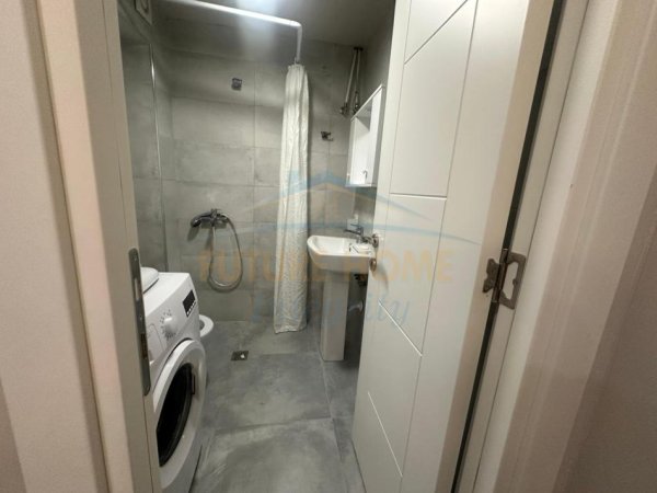 Tirane, jepet me qera apartament 1+1 Kati 1, 45 m² 625 € (PRANE TOPTANI CENTER)