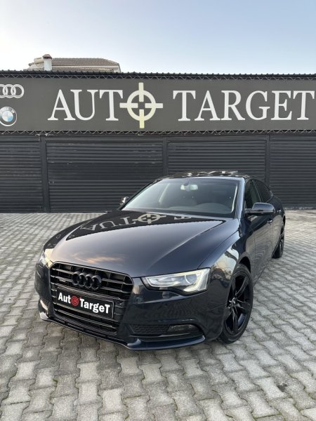 Tirane, AUDI A5 2.0 TDI Quattro Nafte, e zeze automatik 149.000 km 12.500 €