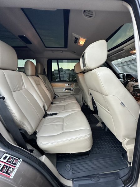 Tirane, LAND ROVER DISCOVERY HSE LUXURY Benzin+Gaz, 15.500 €