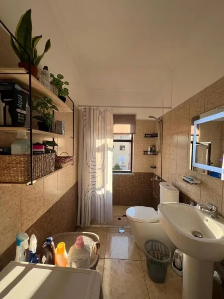 Tirane, shitet apartament 1+1+Ballkon Kati 5, 69 m² 155.000 € (Myslym Shyri)