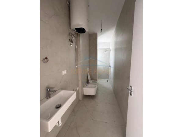Qera, Apartament 2+1, Fresku, Tirane. 500 €