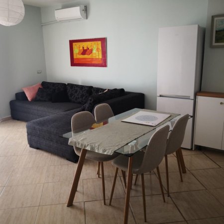 Tirane, jepet me qera apartament 1+1 Kati 6, 91 m² 550 € (shkolla baletit)