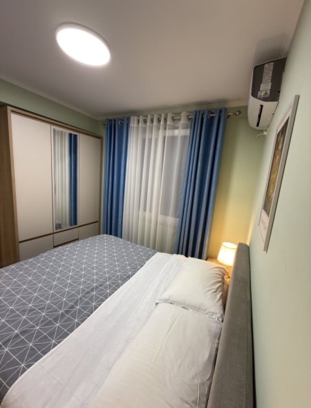 Tirane, jepet me qera apartament 2+1 Kati 2, 80 m² 850 € 