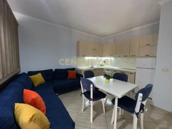Durres, jepet me qera apartament 2+1 Kati 3, 63 m² 350 € (PLAZH)