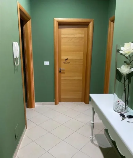 Tirane, shitet apartament 2+1 , 123 m² 154.000 € (FRESKU)