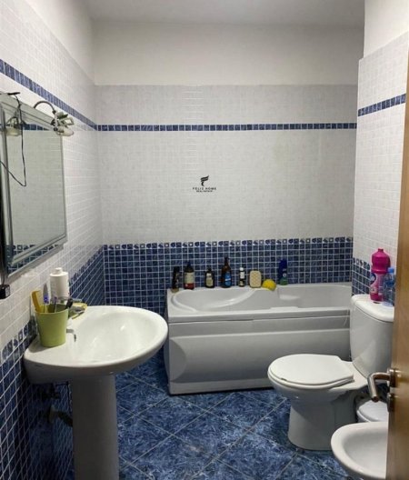 Tirane, shitet apartament 2+1 , 123 m² 154.000 € (FRESKU)