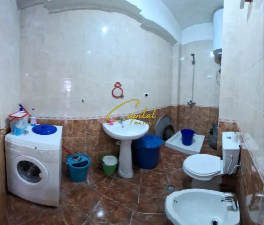 Tirane, shitet apartament 1+1 Kati 4, 65 m² 140.000 € (RRUGA E ELBASANIT)