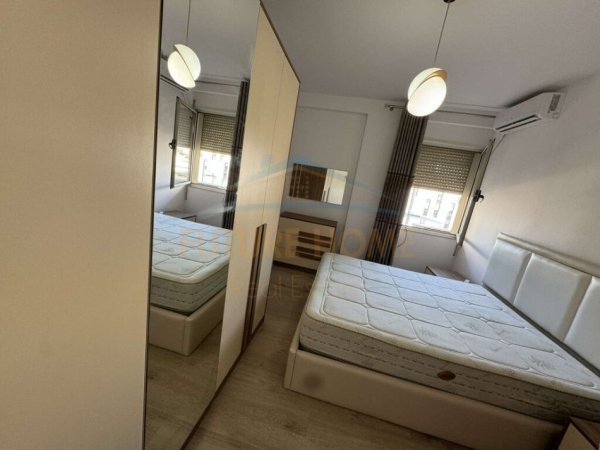 Tirane, jepet me qera apartament 2+1 Kati 5, 110 m² 550 € (Rruga Teodor Keko Unaza e Re)