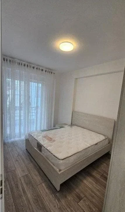 Tirane, jepet me qera apartament 2+1+Ballkon Kati 3, 82 m² 670 € (Kompleksi FZ)