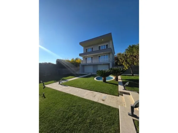 Tirane, shitet Vile 3 Katshe Kati 0, 444 m² (Lunder)