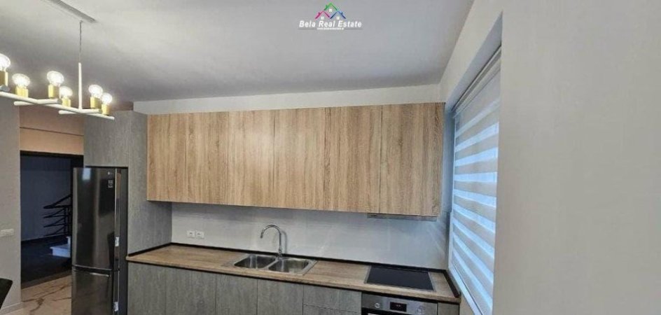 Tirane, jap me qera apartament 2+1+Ballkon Kati 3, 82 m² 670 € (Liqeni i Thate)