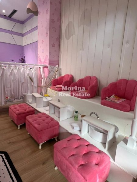 Tirane, shitet ambjent biznesi Kati 1, 60 m² (Kompleksi Delijorgji)