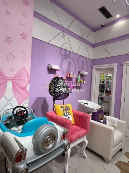 Tirane, shitet ambjent biznesi Kati 1, 60 m² (Kompleksi Delijorgji)