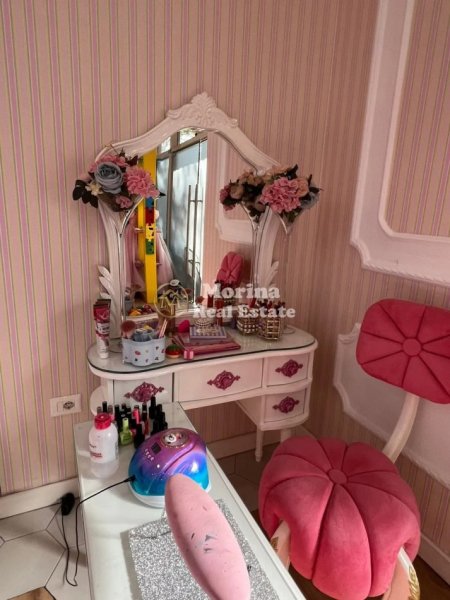 Tirane, shitet ambjent biznesi Kati 1, 60 m² (Kompleksi Delijorgji)