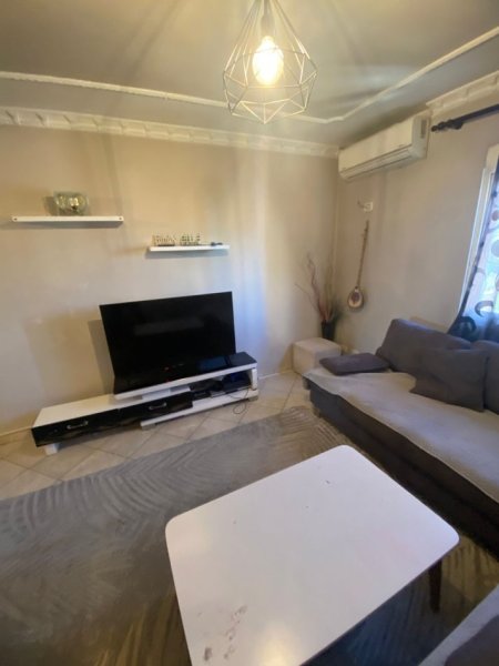 Tirane, shitet apartament 2+1+Aneks+Ballkon Kati 5, 84 m² 107.000 € (laprake)