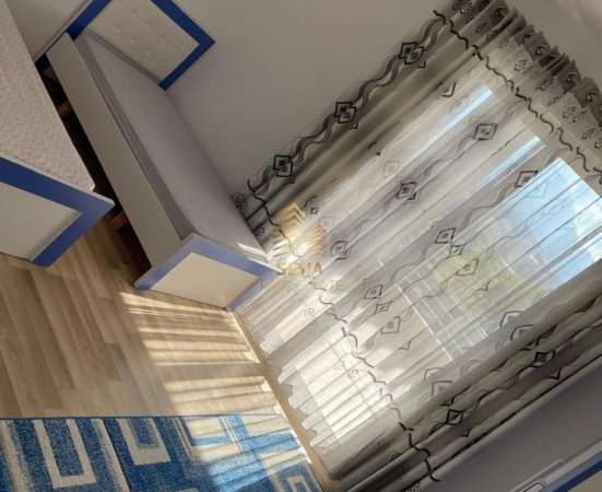 Tirane, jepet me qera apartament 3+1+Ballkon Kati 2, 140 m² 850 € (Rruga Aleksander Moisiu)