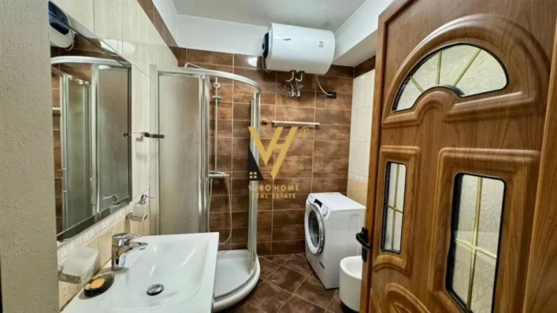 Tirane, jepet me qera apartament 2+1+Ballkon Kati 2, 85 m² 700 € (KODRA E DIELLIT)