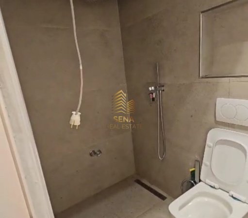 Tirane, jepet me qera ambjent biznesi Kati 0, 50 m² 500 € (Rruga Qemal Stafa, 50m Larg Unaza)