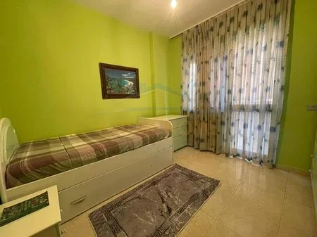 Tirane, jepet me qera apartament 2+1 Kati 2, 93 m² 623 € 