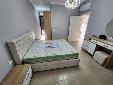 Tirane, jepet me qera apartament 2+1 Kati 2, 96 m² 1.300 € 