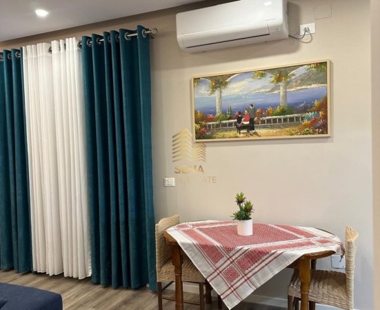 Tirane, jepet me qera apartament 1+1+Ballkon Kati 3, 65 m² 600 € (Rruga Qemal Stafa)