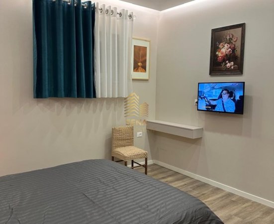 Tirane, jepet me qera apartament 1+1+Ballkon Kati 3, 65 m² 600 € (Rruga Qemal Stafa)