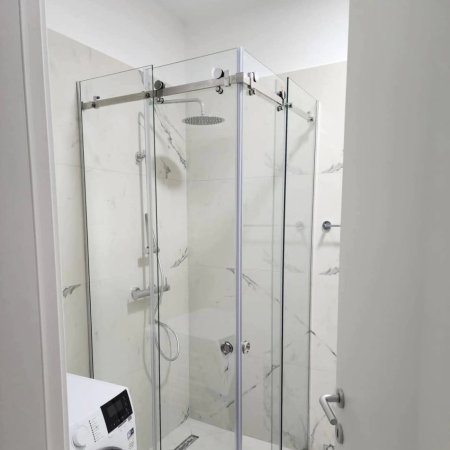 Tirane, jepet me qera apartament 2+1+Ballkon , 116 m² 1.500 € 