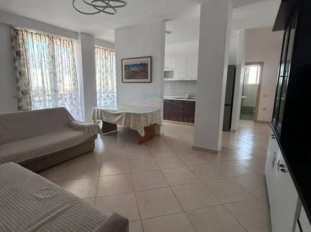 Tirane, jepet me qera apartament 2+1 Kati 6, 115 m² 550 € 