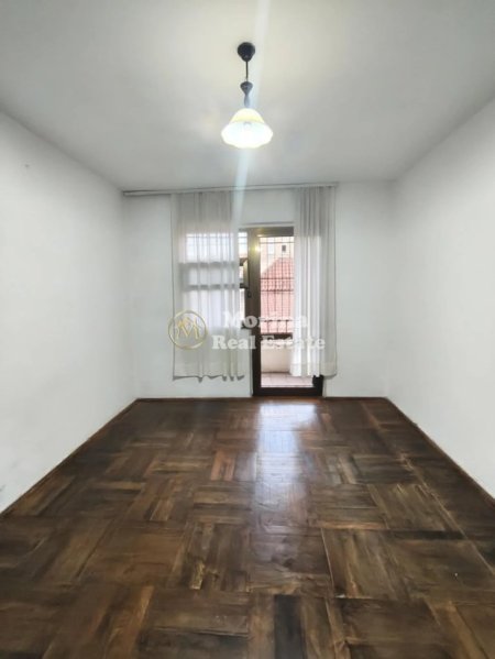 Tirane, jepet me qera apartament 2+1 Kati 3, 80 m² 400 € (Rruga Ferit Xhajko)