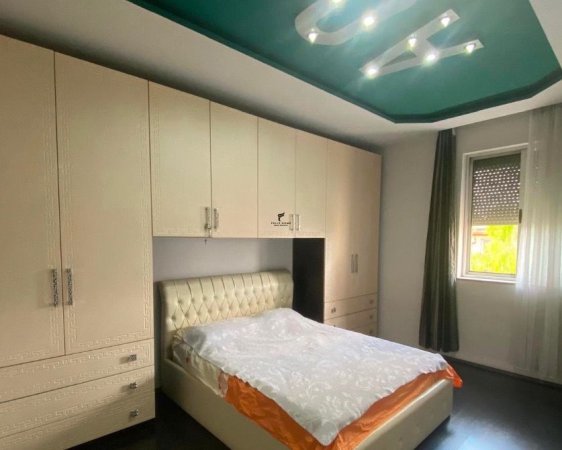 Tirane, jepet me qera apartament 2+1 Kati 4, 82 m² 500 € (RRUGA E DURRESIT)