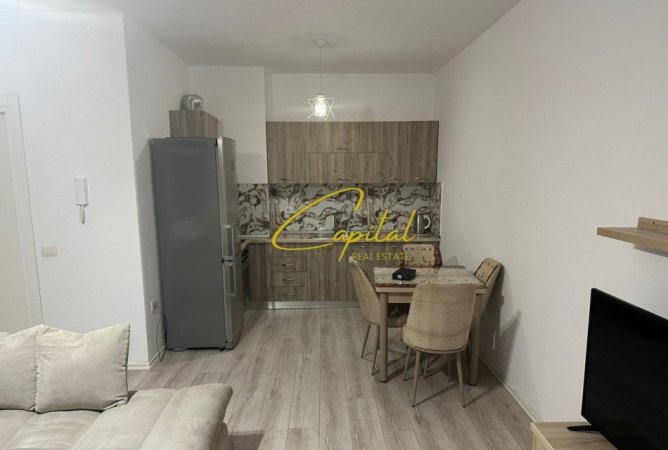 Tirane, jepet me qera apartament 1+1 Kati 2, 60 m² 600 € (PROKURORIA E TIRANES)