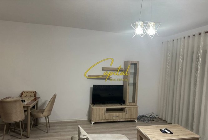 Tirane, jepet me qera apartament 1+1 Kati 2, 60 m² 600 € (PROKURORIA E TIRANES)