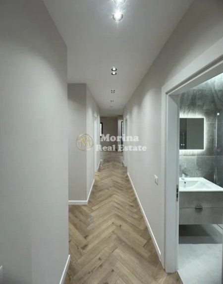 Tirane, jepet me qera apartament 2+1 Kati 5, 130 m² 1.100 € (Astir)